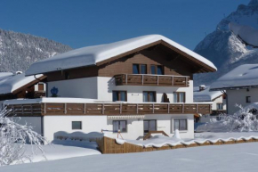 Haus Enzian, Lermoos, Österreich